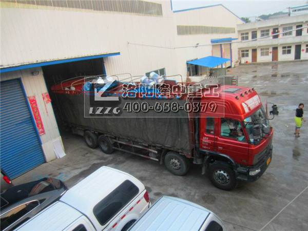 振動(dòng)脫水篩發(fā)貨現(xiàn)場(chǎng)